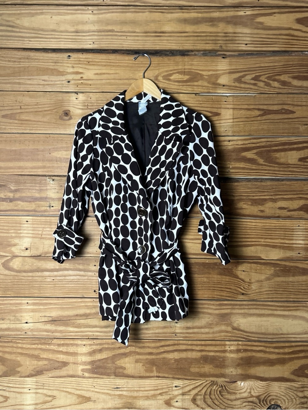 HeartSoul Black & White Polka Dot Tie-Waist Blazer Top